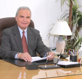 5- الأستاذ الدكتور عبد الرحيم أحمد حمدان عضو هيئة المديرين.JPG