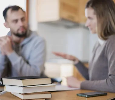 teacher-student-home-tutoring-session@2x.png
